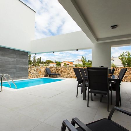 Novalja Bay Villas Phòng bức ảnh
